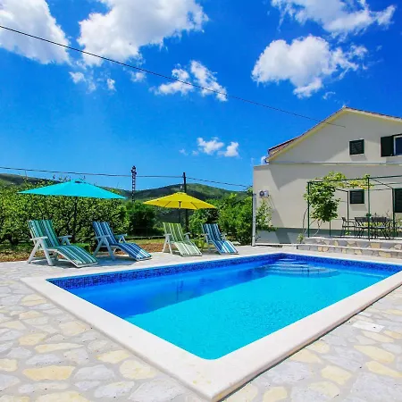 Duje Tatil Evi
